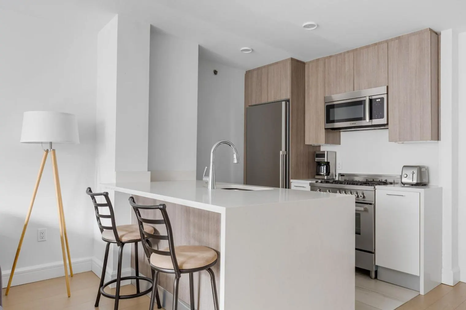 Sparkling Midtown Studio W Gym Nr Times Sq Nyc-228 New York Apartment